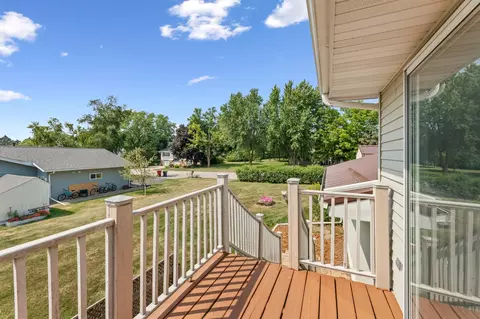 Exterior - 300 8th St NW, Plainview, MN 55964 photo 2 of 8