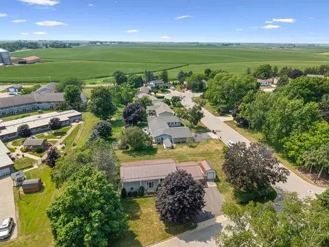 View/Area - 300 8th St NW, Plainview, MN 55964 photo 2 of 3
