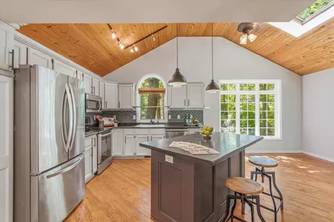 Kitchen - 4785 Mayelin Ave NE, Saint Michael, MN 55376 photo 1 of 6