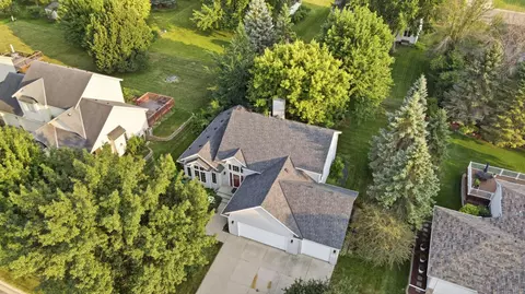 1688 Wedgewood Dr NE, Owatonna, MN 55060