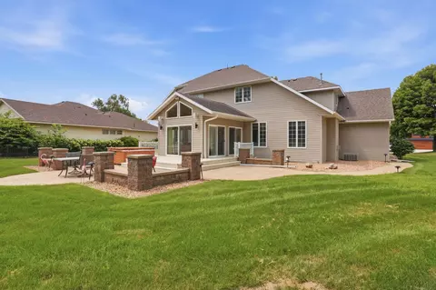 Exterior - 3200 Eagle Ridge Dr E, Willmar, MN 56201 photo 7 of 9