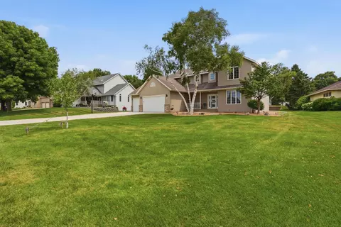 Exterior - 3200 Eagle Ridge Dr E, Willmar, MN 56201 photo 6 of 9
