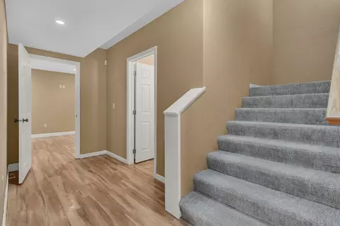 Entry Way - 3200 Eagle Ridge Dr E, Willmar, MN 56201 photo 3 of 5