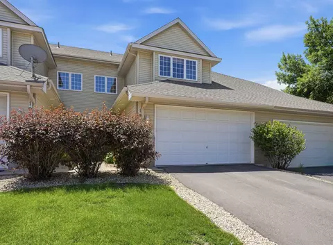 1971 Andrew Ct, Chanhassen, MN 55317