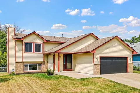 685 107th Ln NW, Coon Rapids, MN 55448