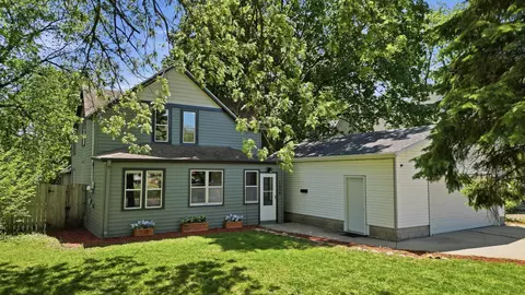 1035 E Main St, Mankato, MN 56001