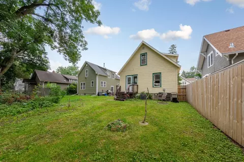 Exterior - 518 E 5th St, Albert Lea, MN 56007 photo 6 of 7