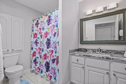 Bath - 9300 Prairieview Trl N, Champlin, MN 55316 photo 2 of 2
