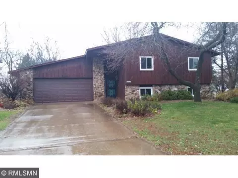 2802 Wildcrest Ln, Stillwater, MN 55082