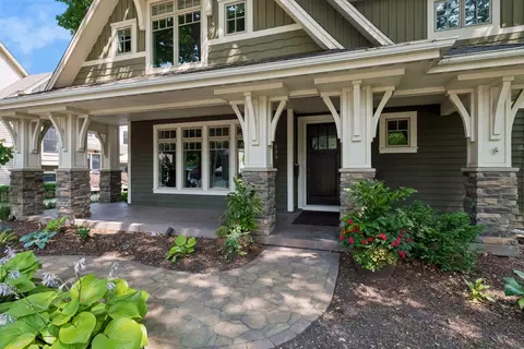Exterior - 633 Park St E, Wayzata, MN 55391 photo 7 of 7