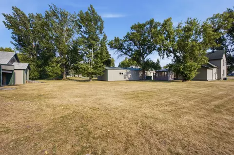 Exterior - 295 9th Ave, Walcott, ND 58077 photo 6 of 8