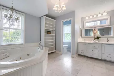 Bath - 8664 Xenium Ln N, Maple Grove, MN 55369 photo 2 of 6