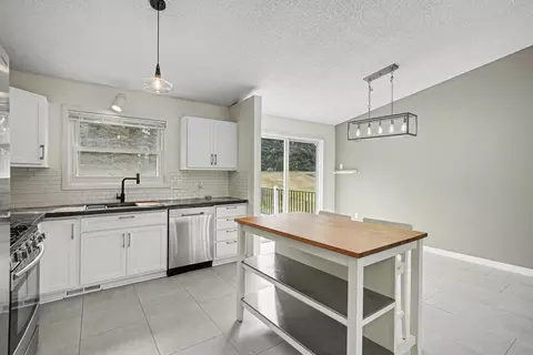 Kitchen - 939 Savannah Rd, Eagan, MN 55123 photo 2 of 3