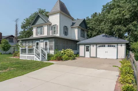 408 S Main St, Le Sueur, MN 56058