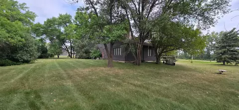 Exterior - 705 Main Ave, Hickson, ND 58047 photo 3 of 5