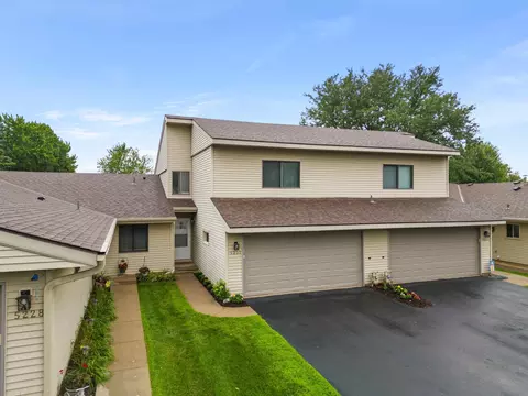 5232 149th St W, Apple Valley, MN 55124