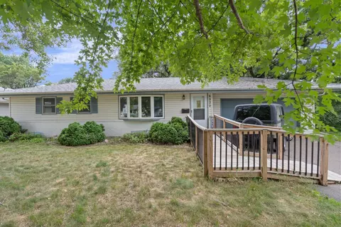 6030 5th St NE, Fridley, MN 55432