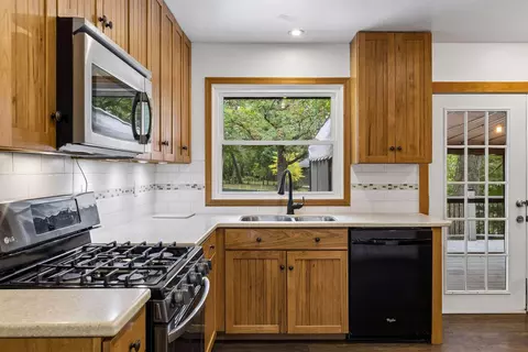 Kitchen - 19780 Java Path, Lakeville, MN 55044 photo 1 of 4