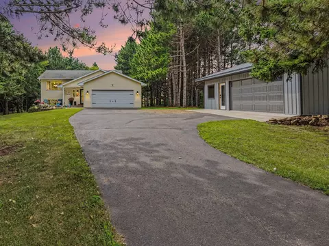1410 143rd St, New Richmond, WI 54017