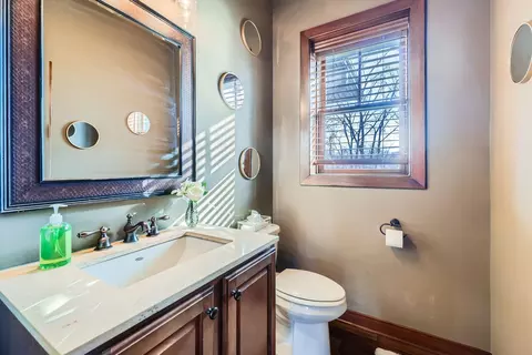 Bath - 19900 Cottagewood Rd, Deephaven, MN 55331 photo 1 of 7