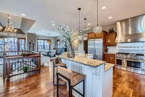 Kitchen - 19900 Cottagewood Rd, Deephaven, MN 55331 photo 5 of 6