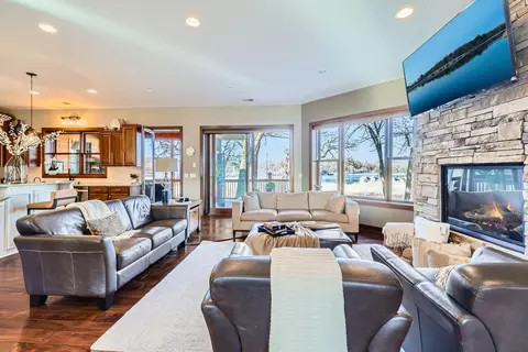 Living - 19900 Cottagewood Rd, Deephaven, MN 55331 photo 5 of 5