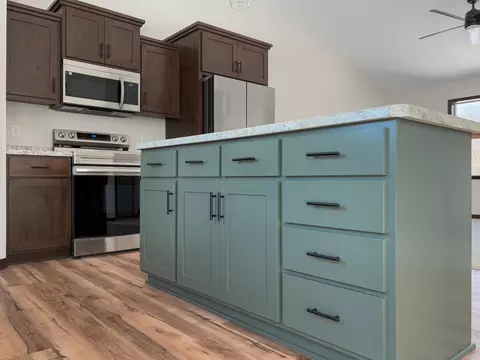 Kitchen - 8695 90th Ave, Milaca, MN 56353 photo 3 of 3