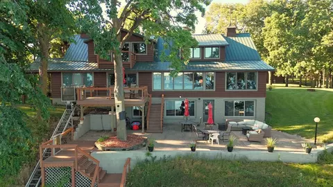 9881 N Shore Dr, Spicer, MN 56288