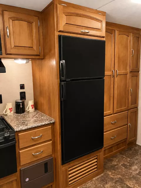 Kitchen - 17731 Upper Spunk Lake Rd, Avon, MN 56310 photo 3 of 3