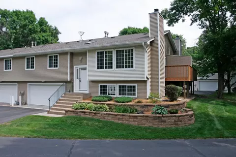 321 97th Ln NE, Blaine, MN 55434