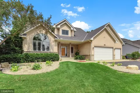 6911 Cambridge Rd, Shakopee, MN 55379