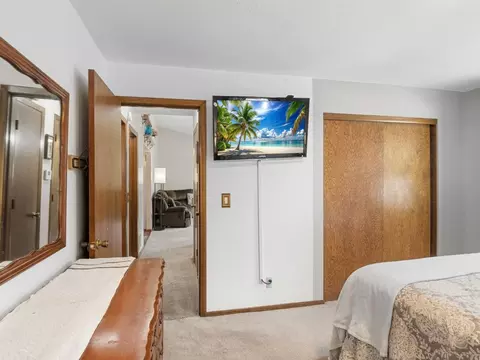 Bedroom - 4916 Hanover Rd, Mound, MN 55364 photo 6 of 6