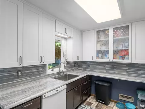 Kitchen - 4916 Hanover Rd, Mound, MN 55364 photo 1 of 2