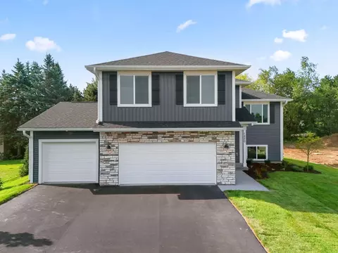 1250 Trail Way, New Richmond, WI 54017