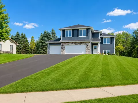 1250 Trail Way, New Richmond, WI 54017