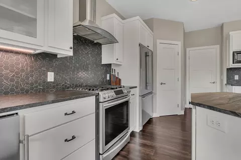 Kitchen - 3600 21st Ave S, Saint Cloud, MN 56301 photo 4 of 6