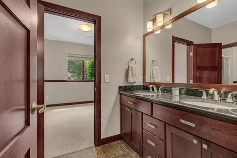 Bath - 3600 21st Ave S, Saint Cloud, MN 56301 photo 4 of 5