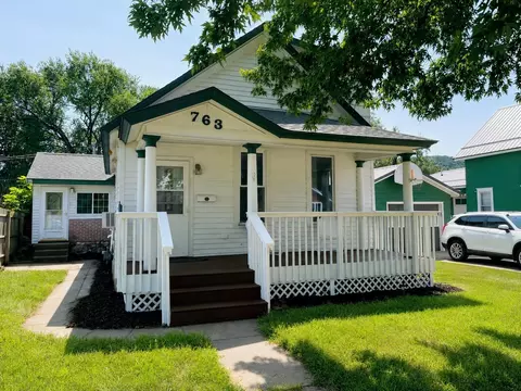 763 W Mark St, Winona, MN 55987