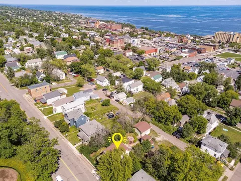 View/Area - 410 E 7th St, Duluth, MN 55805 photo 6 of 7
