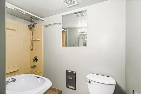 Bath - 410 E 7th St, Duluth, MN 55805 photo 2 of 2