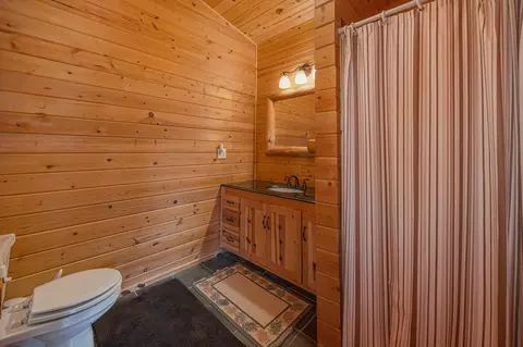 Bath - 1694 Buckshot Trl NW, Hackensack, MN 56452 photo 1 of 1