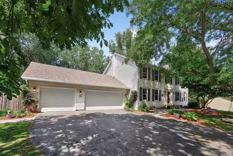 17664 Kettering Trl, Lakeville, MN 55044