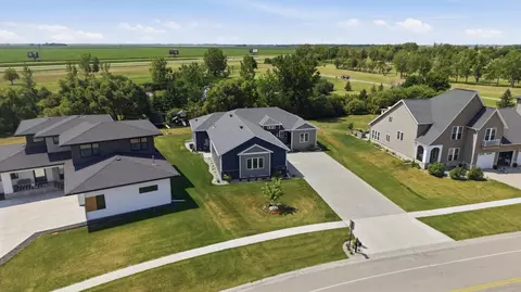 View/Area - 916 Sunset Dr, Mapleton, ND 58059 photo 4 of 12