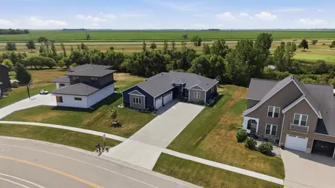 View/Area - 916 Sunset Dr, Mapleton, ND 58059 photo 2 of 12