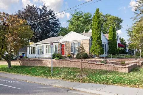 899 Fairview Ave S, Saint Paul, MN 55116