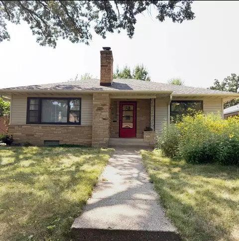 4339 Penn Ave N, Minneapolis, MN 55412
