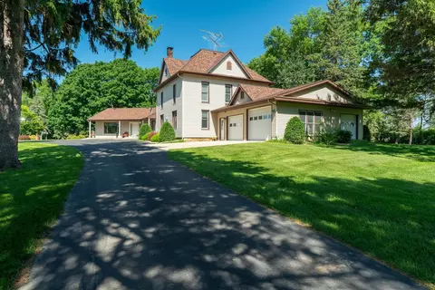 Exterior - 13698 Maple Rd, Mapleton, MN 56065 photo 7 of 10