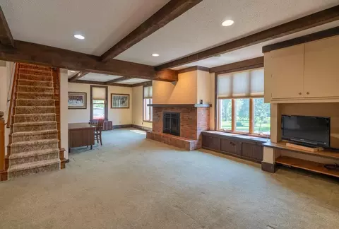 Living - 13698 Maple Rd, Mapleton, MN 56065 photo 4 of 4