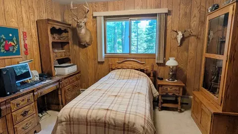 Bedroom - 2581 Hallmark Dr, Ely, MN 55731 photo 4 of 4
