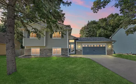 2241 7th St N, North Saint Paul, MN 55109